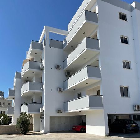 라르나카 Cyprus Penelope 아파트 외부 사진